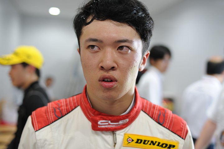 優勝した宮田莉朋（トムススピリット）