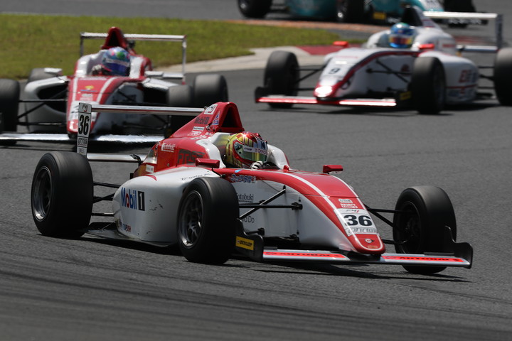 宮田莉朋と小高一斗の争い