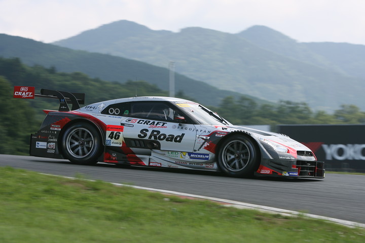 フリー走行: GT500クラストップタイムは本山哲／千代勝正組（S Road CRAFTSPORTS GT-R）