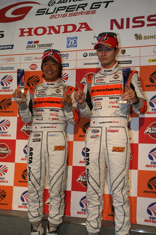 予選フォトセッション: GT300クラスのポールシッター