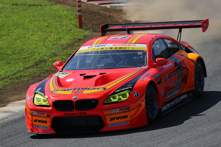 GT300クラス優勝は高木真一／小林崇志組（ARTA BMW M6 GT3）