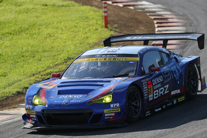 GT300クラス決勝3位は井口卓人／山内英輝組（SUBARU BRZ R&D SPORT）