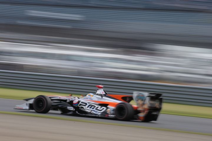 決勝レース: 石浦宏明（P.MU/CERUMO・INGING SF14）