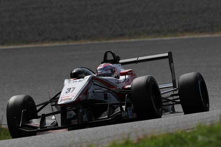 予選3位は坪井翔（ZENT TOM'S F314）