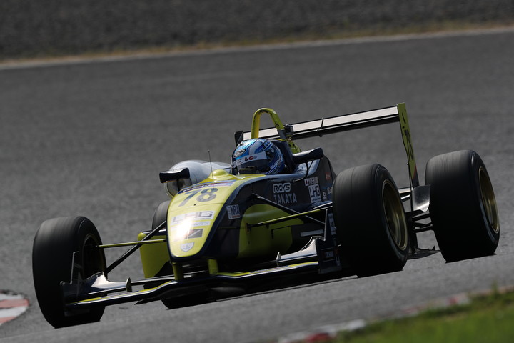 Nクラスポールポジションは片山義章（Petit LM Racing）