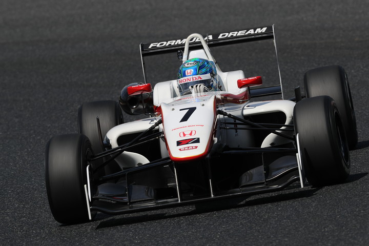 予選3位は阪口晴南（HFDP RACING F312）