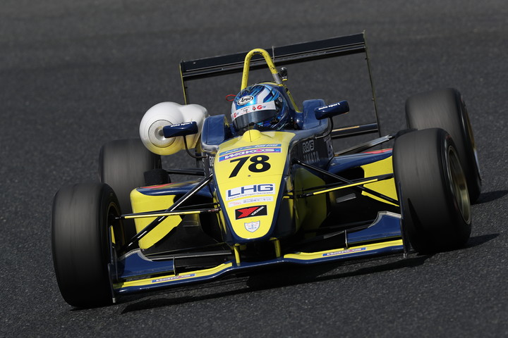 Nクラスポールポジションは片山義章（Petit LM Racing）