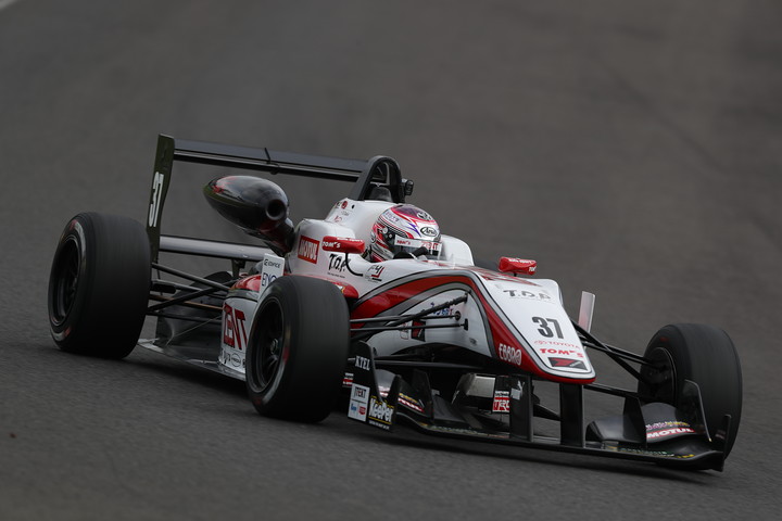 決勝3位は坪井翔（ZENT TOM'S F314）