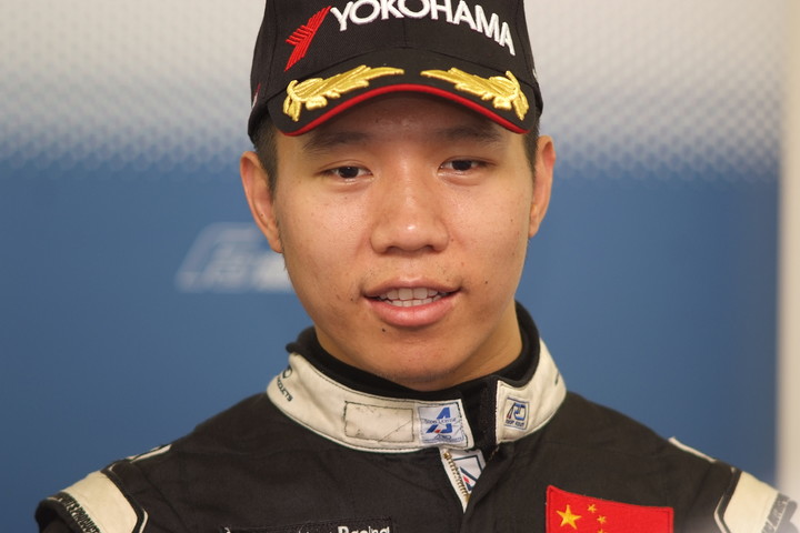 決勝記者会見: Nクラス3位のアレックス・ヤン（Hanashima Racing）