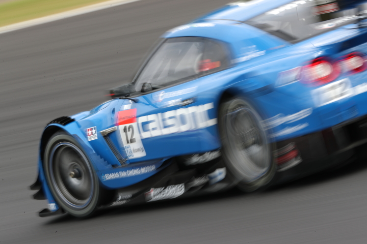 公式練習: 安田裕信／ジョアオ・パオロ・デ・オリベイラ組（カルソニックIMPUL GT-R）