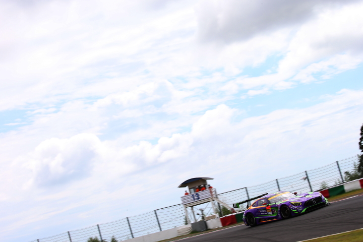 公式練習: 植田正幸／鶴田和弥／石川京侍組（エヴァRT初号機Rn-s AMG GT）