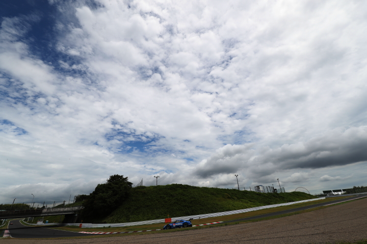 サーキットサファリ: 安田裕信／ジョアオ・パオロ・デ・オリベイラ組（カルソニックIMPUL GT-R）