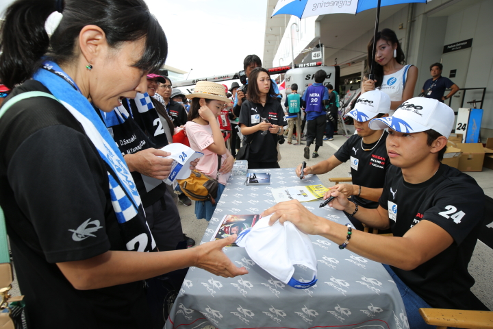 ピットウォーク: 佐々木大樹（KONDO RACING）