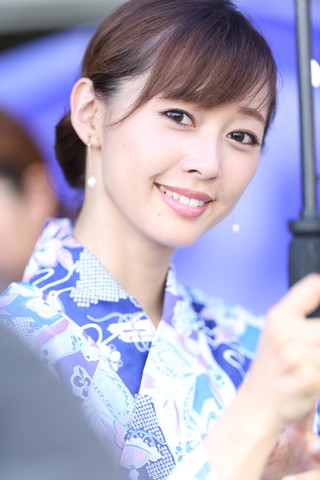 ピットウォーク: レースクイーン