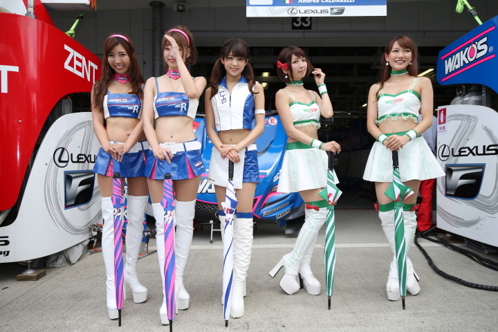 ピットウォーク: レースクイーン