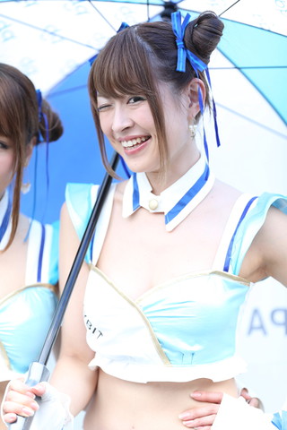 ピットウォーク: レースクイーン