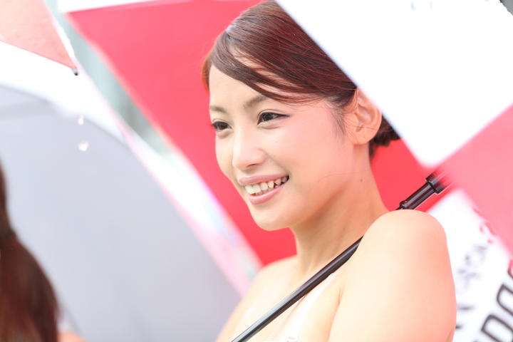 ピットウォーク: レースクイーン