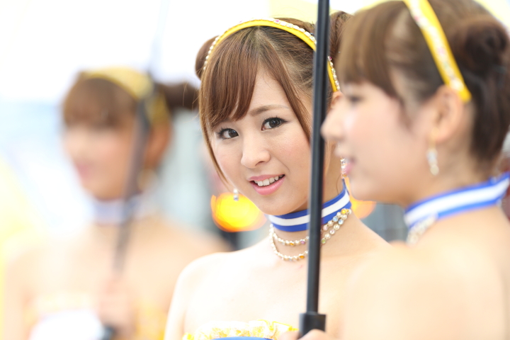 ピットウォーク: レースクイーン