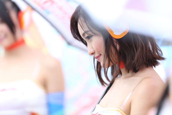 ピットウォーク: レースクイーン