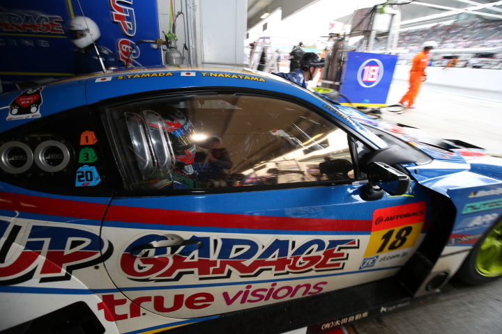 スタート進行: 中山友貴（UPGARAGE BANDOH 86）