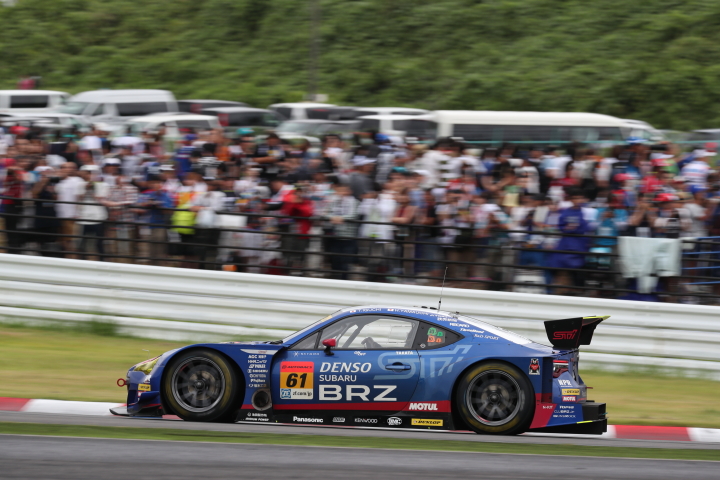 決勝レース: 山内英輝（SUBARU BRZ R&D SPORT）