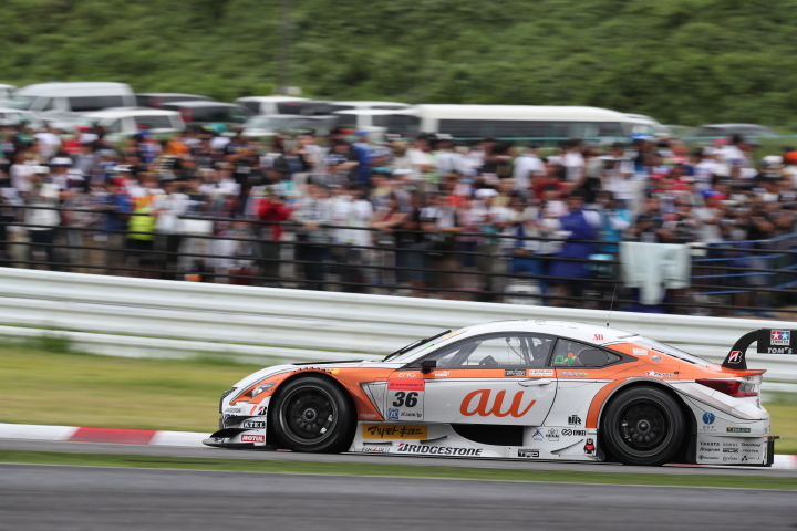 決勝レース: ニック・キャシディ（au TOM'S RC F）