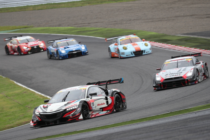 決勝レース: 武藤英紀（ドラゴモデューロNSX CONCEPT-GT）