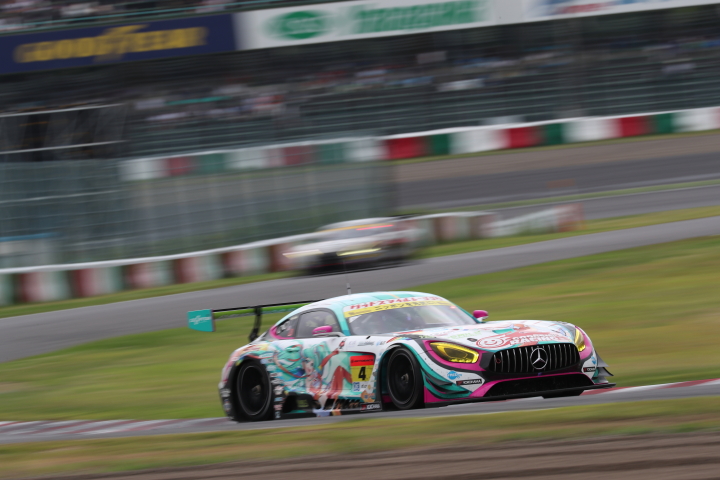 決勝レース: 谷口信輝（グッドスマイル初音ミクAMG）