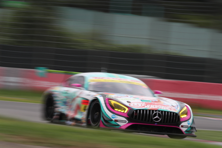 決勝レース: 谷口信輝（グッドスマイル初音ミクAMG）