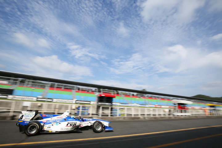 フリー走行: ウィリアム・ブラー（フジ・コーポレーションKONDO SF14）