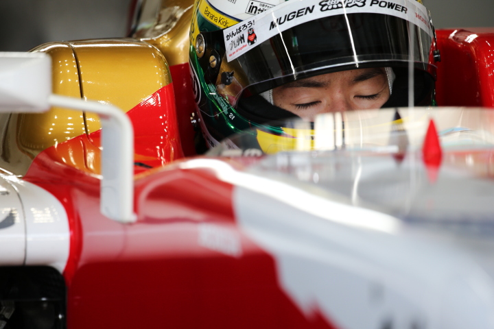 フリー走行: 山本尚貴（TEAM無限SF14）