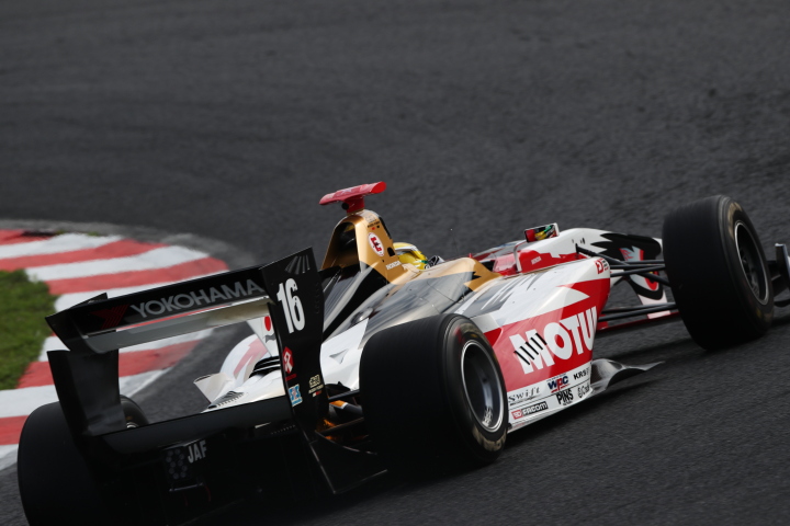 フリー走行: 山本尚貴（TEAM無限SF14）