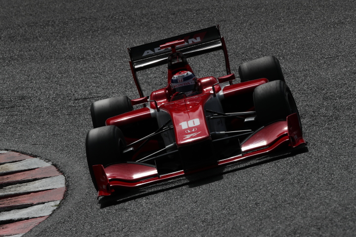 フリー走行: 塚越広大（REAL SF14）