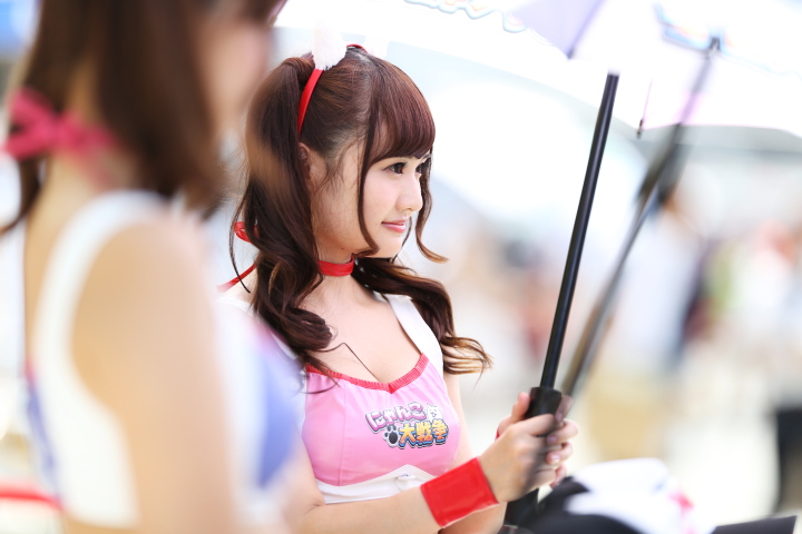 ピットウォーク: レースクイーン