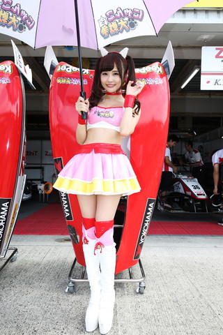 ピットウォーク: レースクイーン