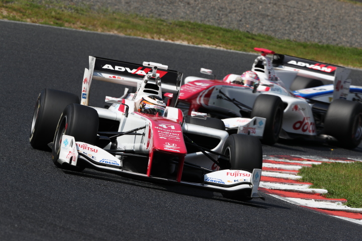 レース2公式予選: ストフェル・バンドーン（DOCOMO DANDELION M41S SF14）