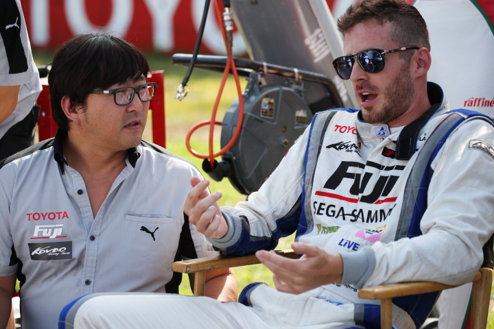 レース2スタート進行: ジェームス・ロシター（KONDO RACING）