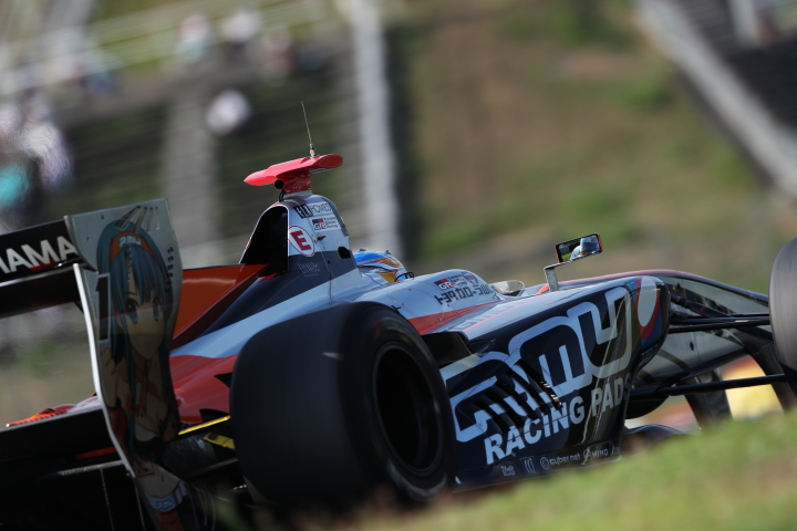 レース2決勝: 石浦宏明（P.MU/CERUMO・INGING SF14）