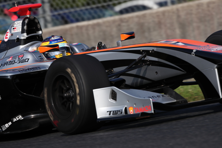 レース2決勝: 石浦宏明（P.MU/CERUMO・INGING SF14）