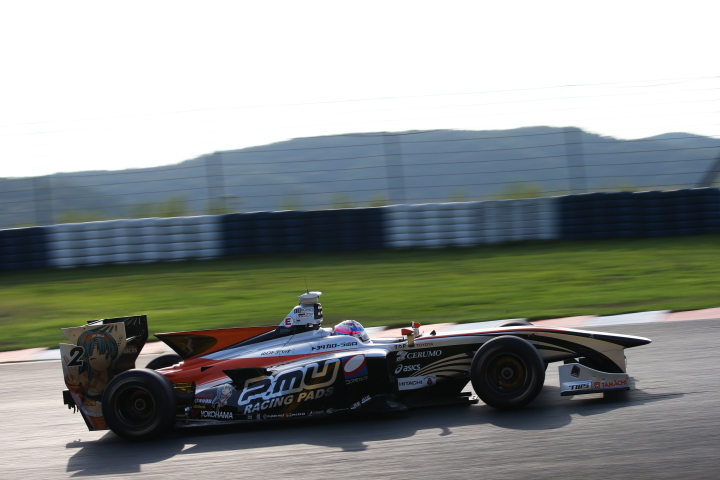 レース2決勝: 国本雄資（P.MU/CERUMO・INGING SF14）