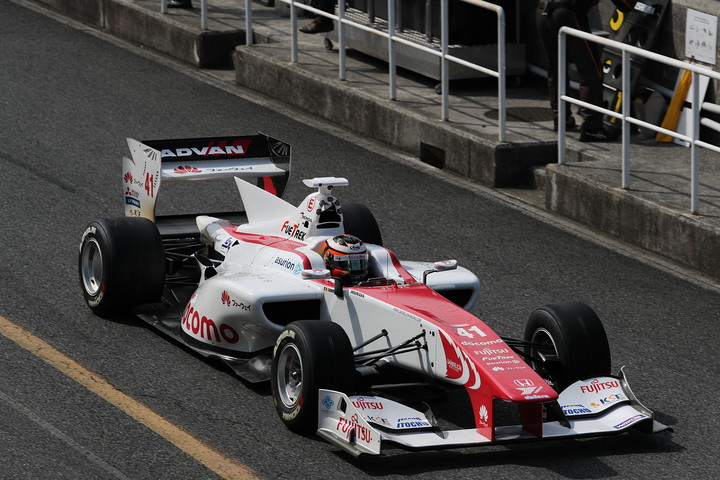 レース2予選3位のストフェル・バンドーン（DOCOMO DANDELION M41S SF14）※ただし3グリッド降格