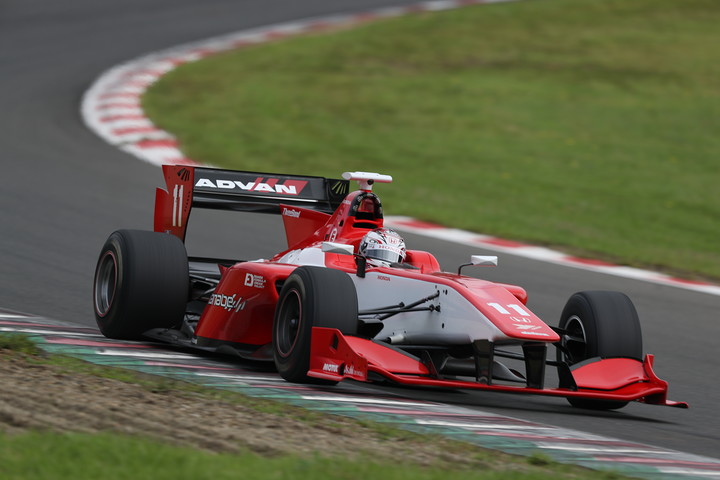 フリー走行2回目: 2位は伊沢拓也（REAL SF14）