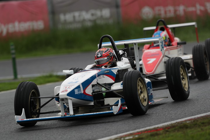 浦田裕喜と大井偉史のトップ争い