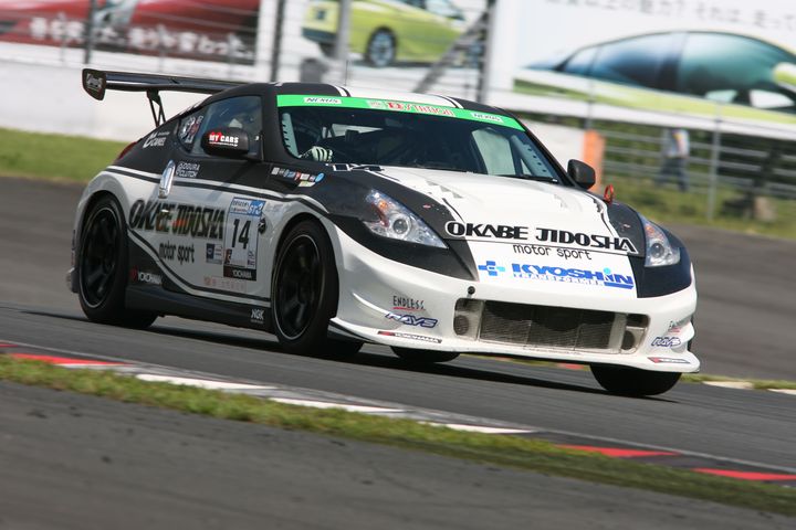 ST-3クラスポールポジションの小松一臣／杉林健一／安宅光徳／古谷直広組（岡部⾃動⾞KYOSHIN 195 Z34）