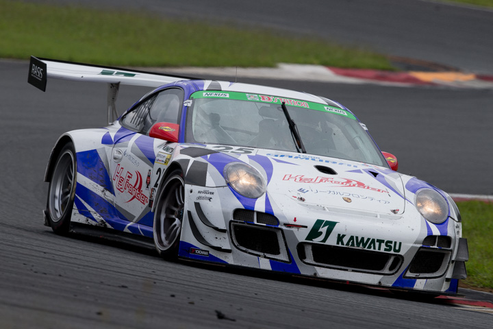 ST-Xクラス3位はテツオ・オギノ／野尻智紀／飯田太陽／高木真一組（ケーズフロンティア911 GT3R）