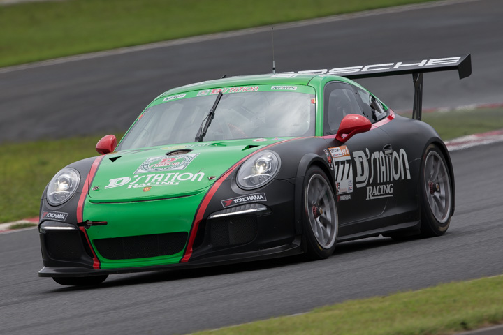 ST-1クラス優勝は星野敏／荒聖治／星野辰也／リー・ジョンウ組（D'station Porsche 991）