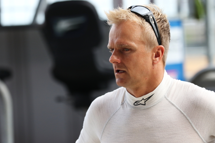 公式練習: ヘイキ・コバライネン（LEXUS TEAM SARD）