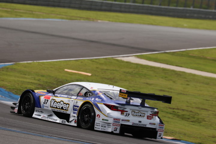 公式練習: ジェームス・ロシター／平川亮組（KeePer TOM'S RC F）