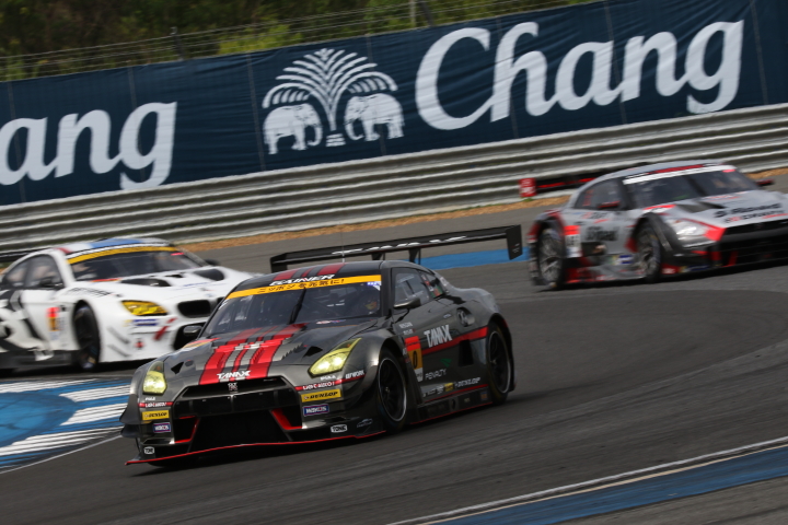 公式練習: 富田竜一郎（GAINER TANAX GT-R）