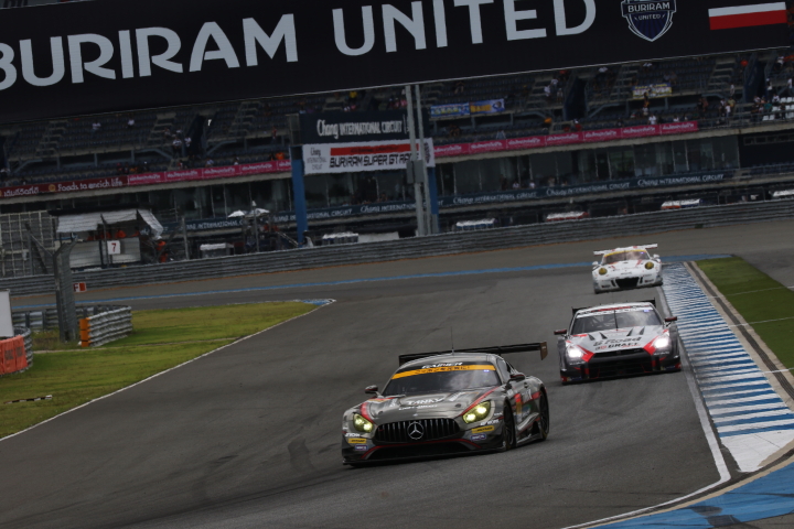 公式練習: ビヨン・ビルドハイム（GAINER TANAX AMG GT3）